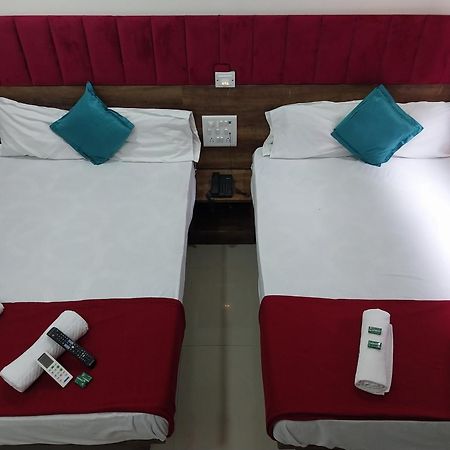 Hotel New Balaji Residency Bombay Exterior foto