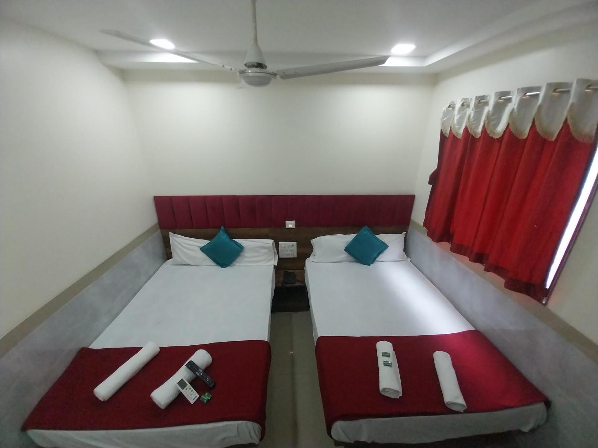 Hotel New Balaji Residency Bombay Exterior foto