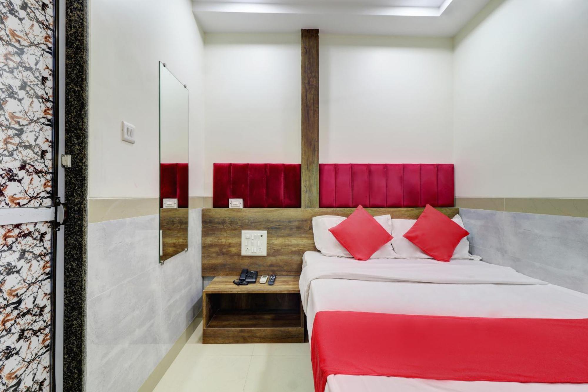 Hotel New Balaji Residency Bombay Exterior foto